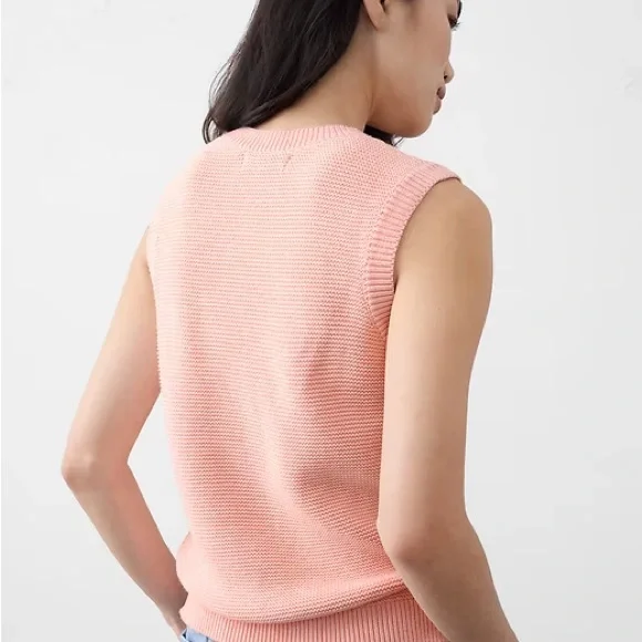 Banana Republic Factory Pink Sleeveless Sweater: Textured sweater tank NWT - Picture 3 of 8